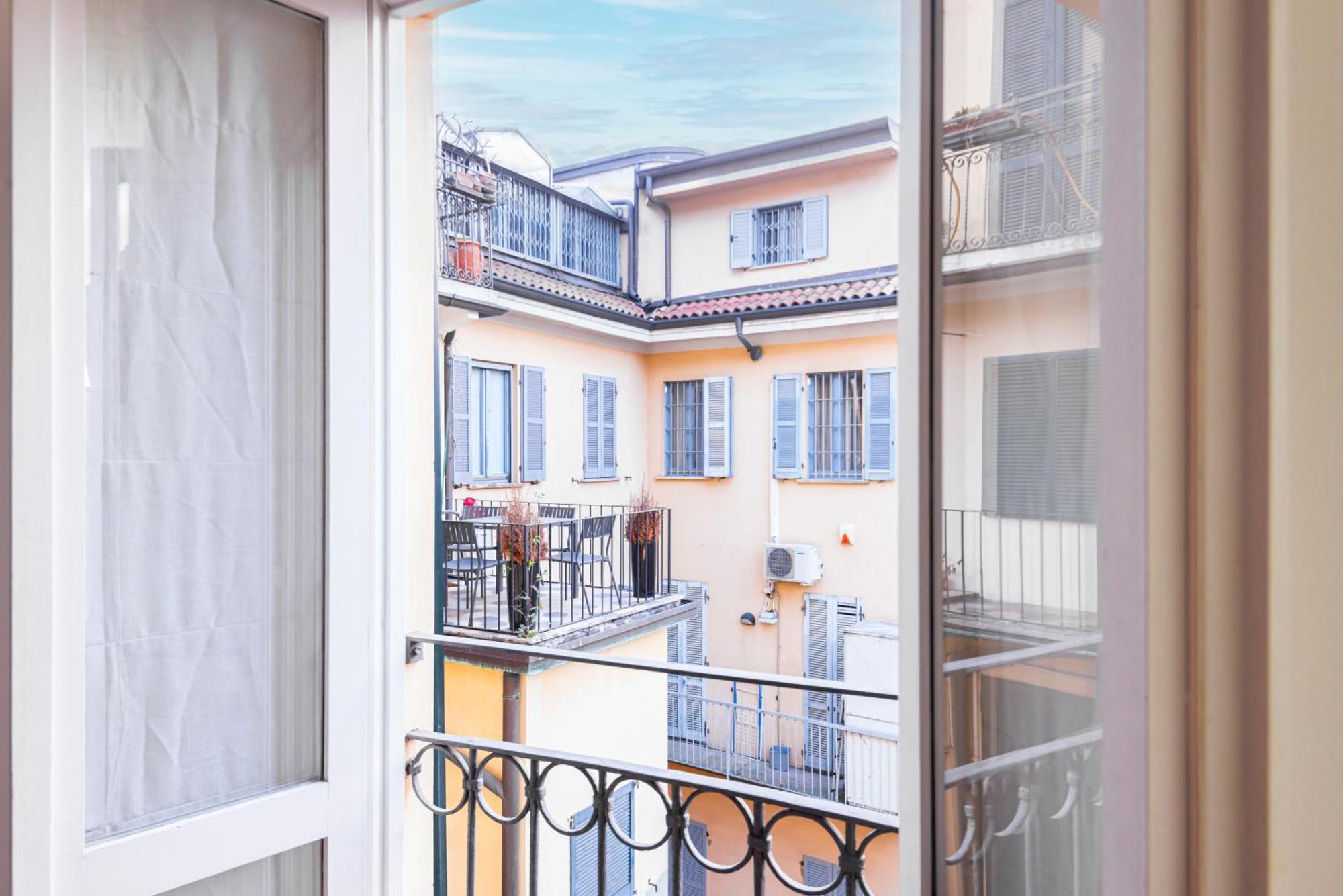 Amazing Flat Near Duomo & Colonne Di San Lorenzo By Easylife Milaan Buitenkant foto